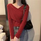 Long-sleeve V-neck Cross Crop Top