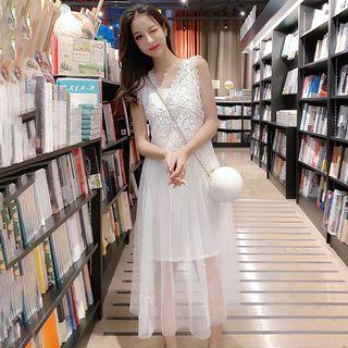 Set: Sleeveless Midi Mesh Dress + Spaghetti Strap Dress