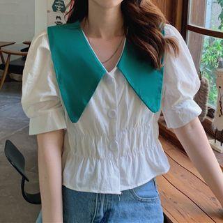 Short-sleeve Chelsea Collar Blouse