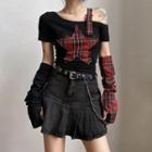 Set: Asymmetrical Cold-shoulder Star Embroidered T-shirt + Arm Sleeves