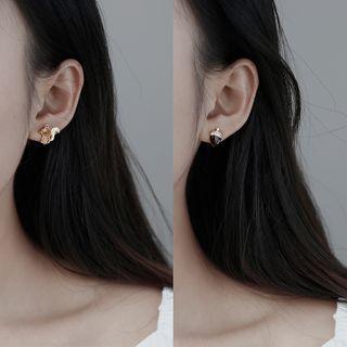 Non-matching Squirrel & Chestnut Stud Earring