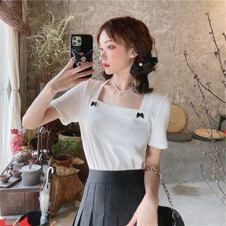 Short-sleeve Square-neck Ribbon Knit Top / Pleated Mini A-line Skirt