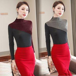 Two-tone Long-sleeve T-shirt / Ruffle Hem High-waist Pencil Skirt