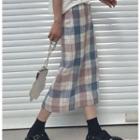 Short-sleeve Knit Top / Plaid Midi Skirt