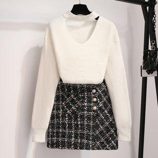 V-neck Sweater / Tweed Skirt / Set