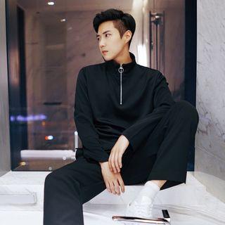 Zip-up Mock-neck Sweatshirt