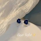 Floral Ear Stud Blue - One Size