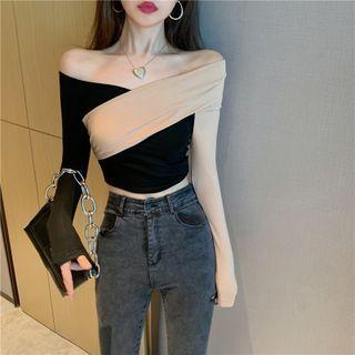 Mock Two-piece Long-sleeve Two-tone Cropped T-shirt Black - One Size