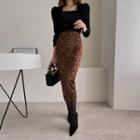 Slit-back Leopard Long H-line Skirt