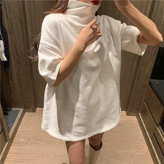 Elbow-sleeve Turtle-neck T-shirt