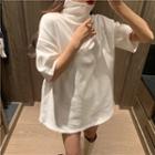 Elbow-sleeve Turtle-neck T-shirt