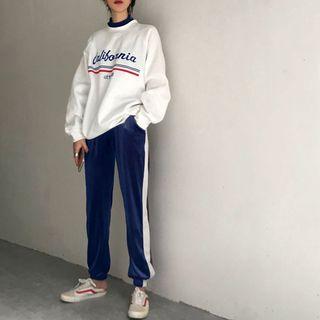 Lettering Mock Neck Pullover / Two Tone Sweatpants