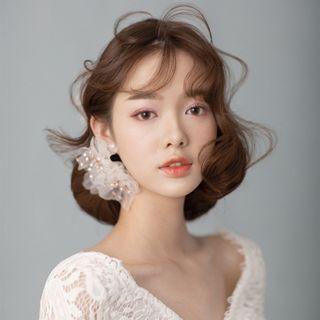 Mesh Floral Clip-on Earring