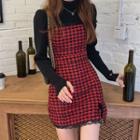 Mock-neck Top / Houndstooth Split Dress