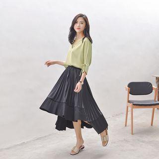 Tie Cuff V-neck Chiffon Top