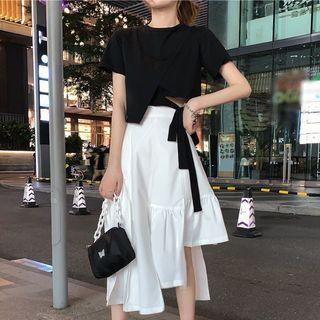Short-sleeve Asymmetrical Tie-strap Cropped T-shirt / Asymmetrical Hem Midi Skirt