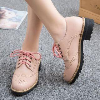 Faux Leather Wing-tip Lace-up Oxford Shoes
