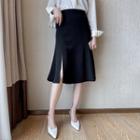 Side-slit Ruffle Hem Pencil Skirt