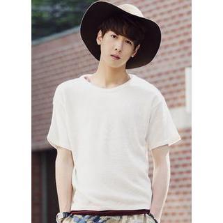 Round-neck Short-sleeve Knit Top