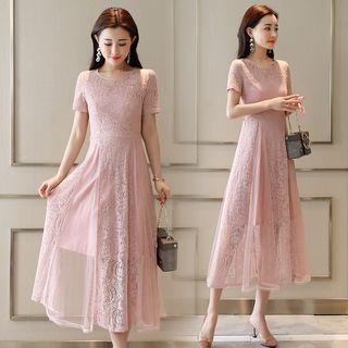 Short-sleeve A-line Lace Midi Dress