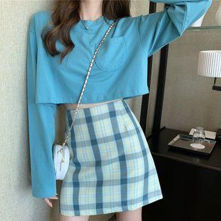 Long Sleeve Crop T-shirt / Plaid Skirt