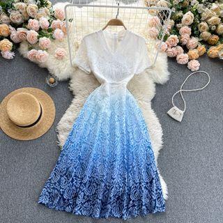 Short-sleeve Gradient Midi A-line Dress