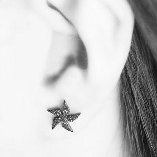 Windmill Studs