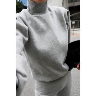 Turtle-neck Balloon-sleeve Sweatshirt