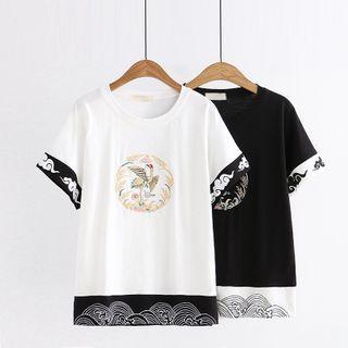 Short-sleeve Bird Embroidered T-shirt