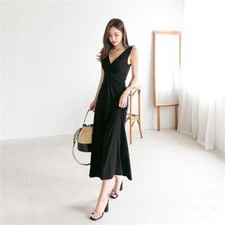 Sleeveless Knot-front Maxi Dress