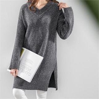 V-neck Slit-hem Knit Dress