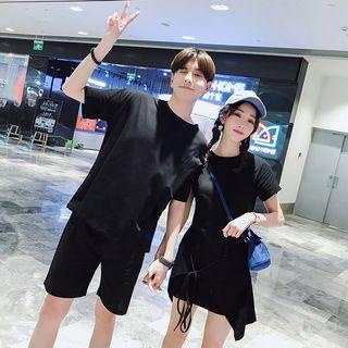 Couple Matching Short-sleeve T-shirt / T-shirt Dress / Shorts