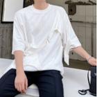 Mock Two-piece Short-sleeve Buckled T-shirt