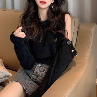 Details Cutout-shoulder Loose-fit Cropped Sweater