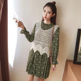 Set: Long-sleeve Floral Pleated Dress + Knit Vest