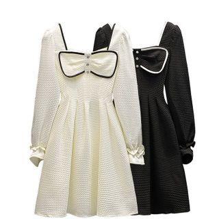 Long-sleeve Square-neck Bow A-line Dress