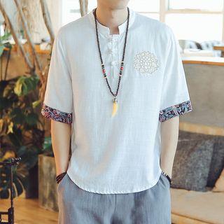 Short-sleeve Embroidered Frog-button Shirt