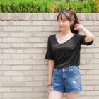 Strappy-neck Contrast-piping T-shirt