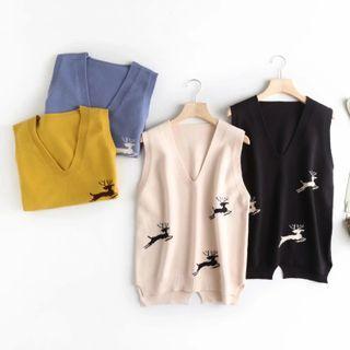 Deer Knit Vest