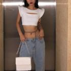Sleeveless Crop T-shirt