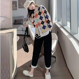 Snap-button Argyle Knit Top / Harem Pants