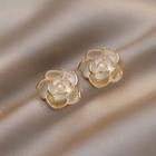Flower Faux Pearl Alloy Earring 1 Pair - White & Gold - One Size