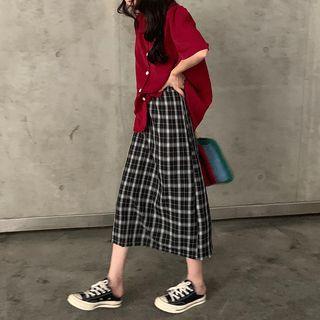 Plain Short-sleeve Blouse / Plaid Midi Skirt