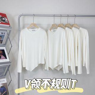 Long-sleeve T-shirt V-neck - Irregular Hem - White - One Size