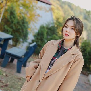 Notched-collar Back-strap Buttoned Coat