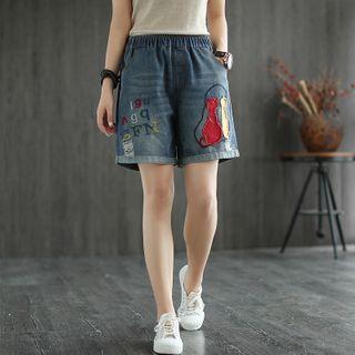 Cat Applique Distressed Denim Shorts