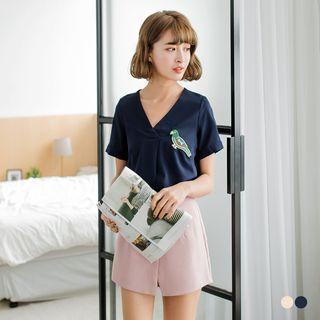 Bird Printed V-neck Kimomo Top