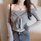Bow Off-shoulder Cropped T-shirt