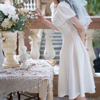 Short-sleeve A-line Dress / Veil / Set
