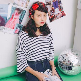 Striped Elbow-sleeve V-neck T-shirt